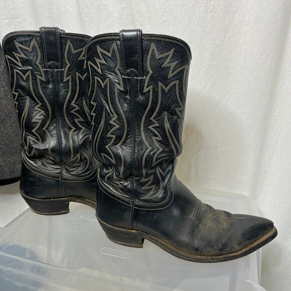 Justin Boots Men Size 8D‎ Black Pointed Toe Western Cowboy Boot Style 2005 - Picture 1 of 9